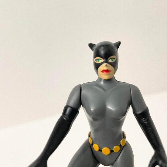 1993 Kenner Batman The Animated Series Catwoman Action Figure DC Comics 4 Inch - Picture 14 of 16